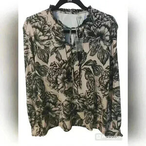 NWT TAHARI FLORAL PRINT TOP S/P #166